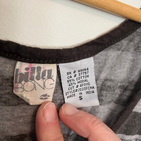 Billabong. Swim Cover-up. Purple, Black Grey Color. Size Small. Womens. - Picture 5 of 7